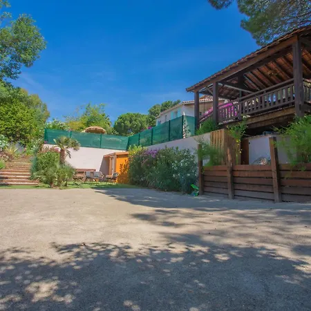 ヴィラ A 200m De La